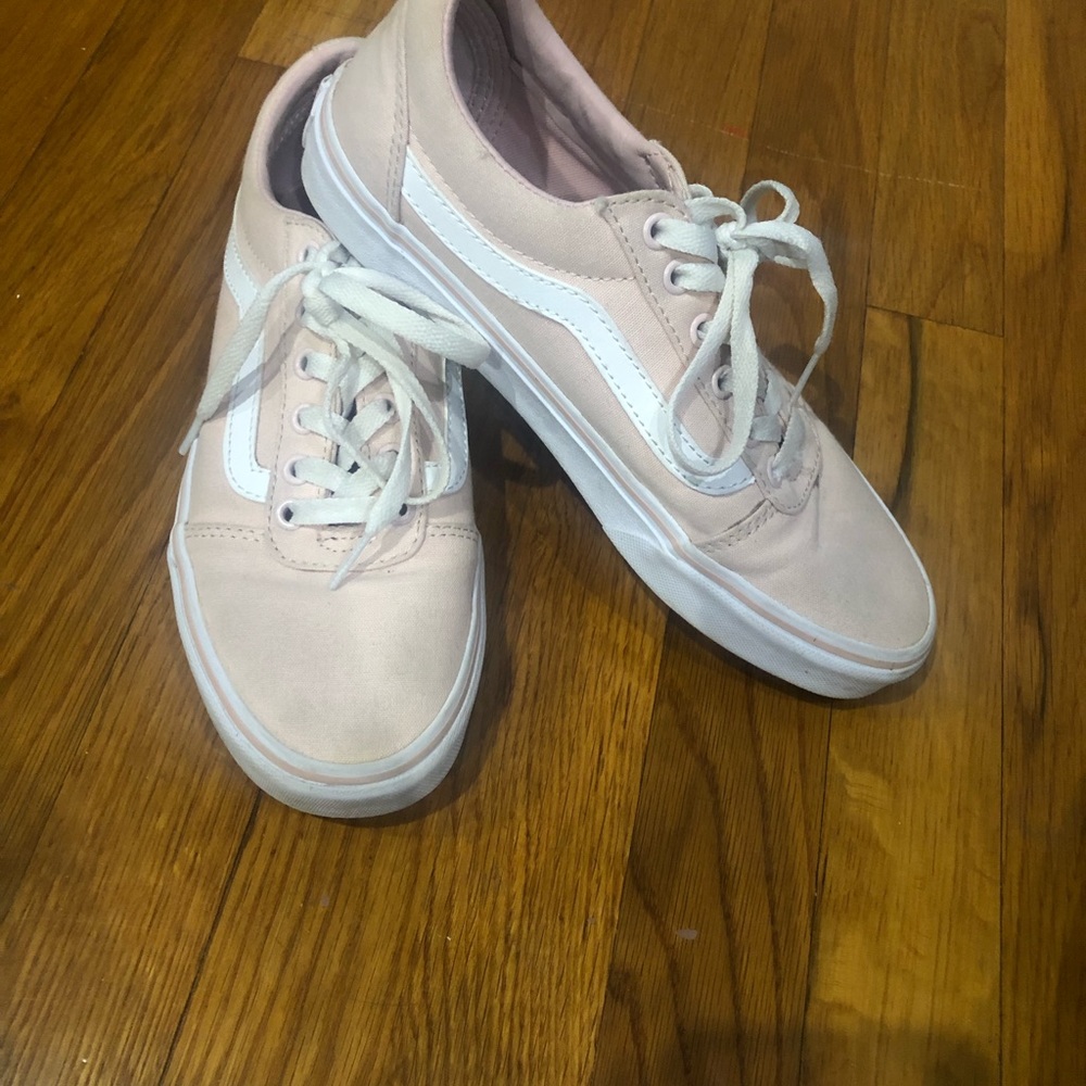 Vans - Picture 2 of 5